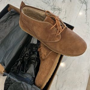 Mens UGGS, size 18, new in box